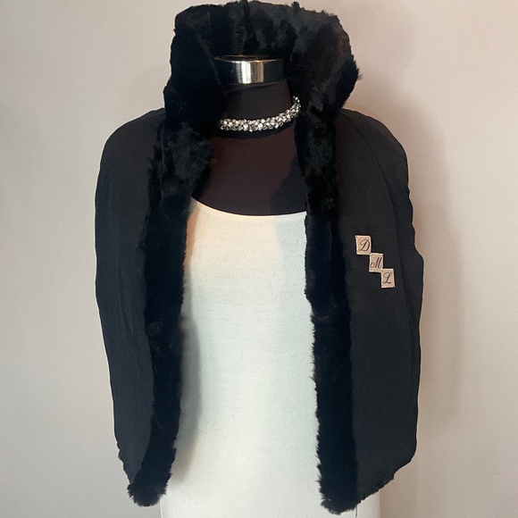 * Beautiful Rex Rabbit Fur Jacket * - Picture 6 of 6